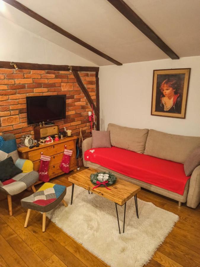 Dorina Hiza Villa Karlovac Buitenkant foto