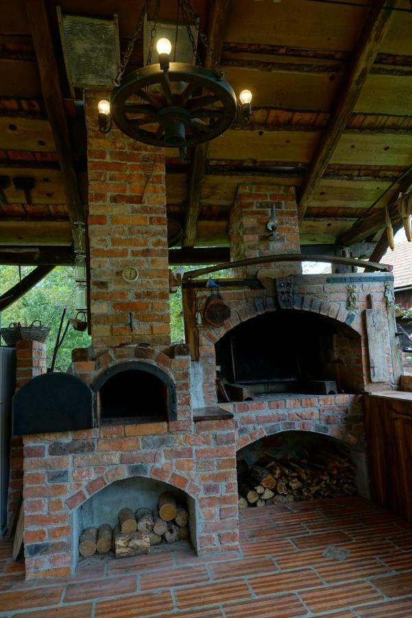 Dorina Hiza Villa Karlovac Buitenkant foto