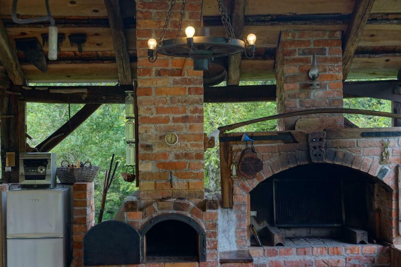 Dorina Hiza Villa Karlovac Buitenkant foto