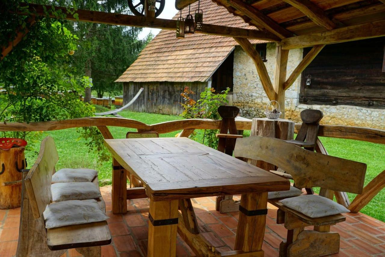 Dorina Hiza Villa Karlovac Buitenkant foto